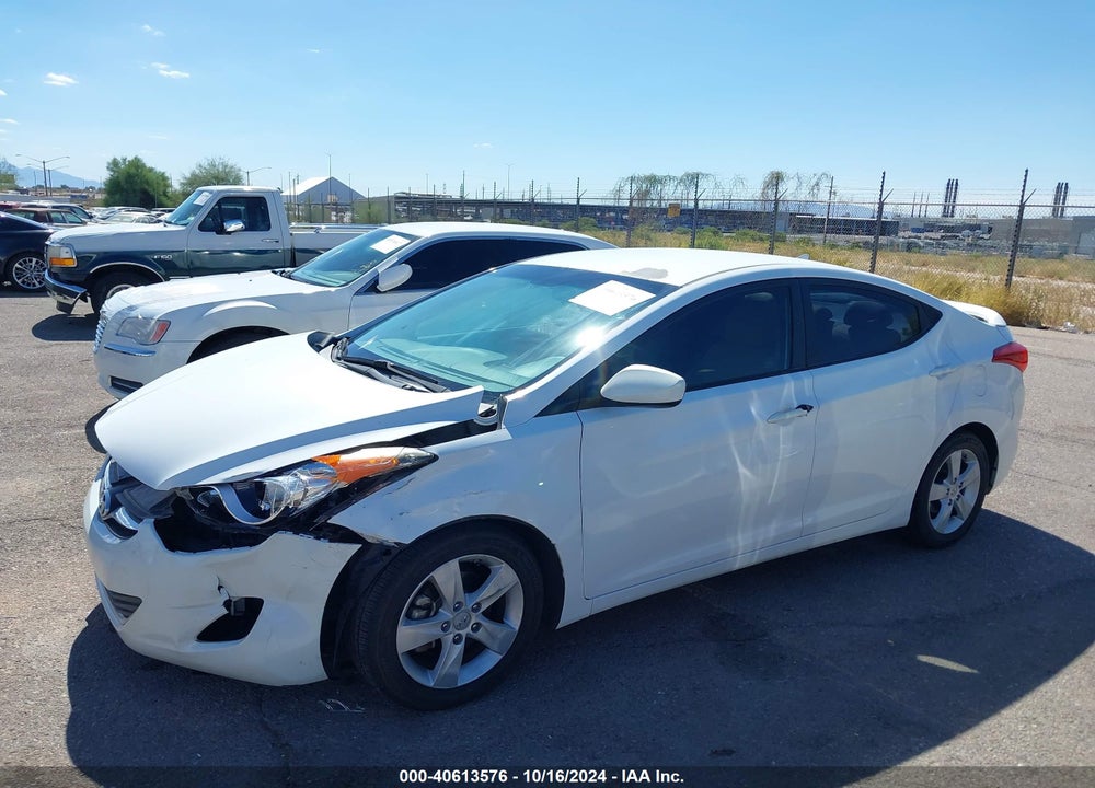 2013 HYUNDAI ELANTRA GLS VIN: 5NPDH4AE3DH363137