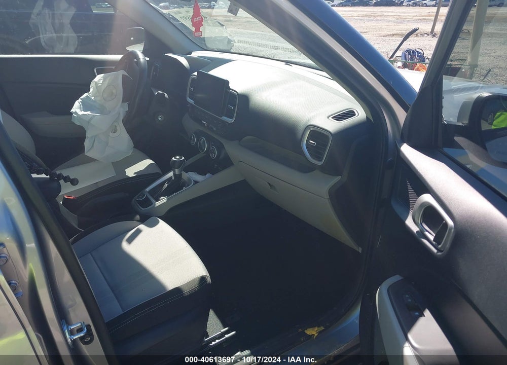 2023 HYUNDAI VENUE SEL VIN: KMHRC8A37PU254339