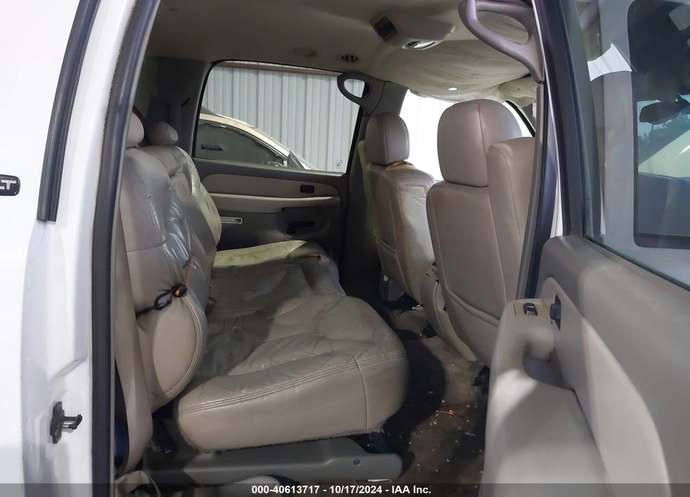 2001 GMC YUKON XL 1500 SLT VIN: 3GKFK16T21G260350