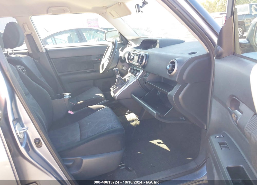 2011 SCION XB VIN: JTLZE4FE7B1135626