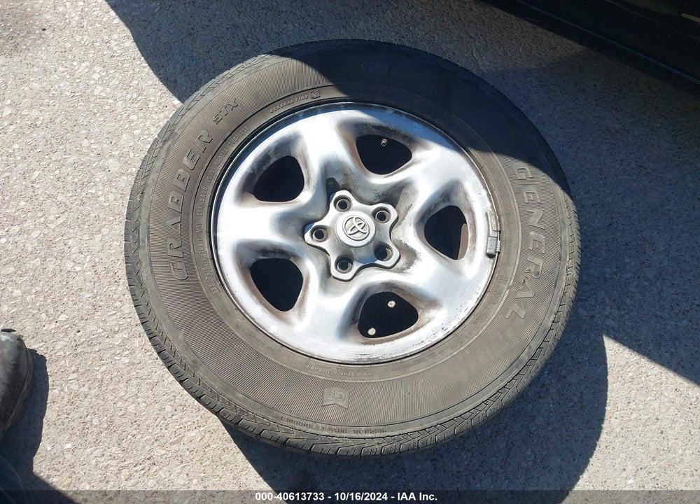2004 NISSAN PATHFINDER LE PLATINUM VIN: JN8DR09X94W808412