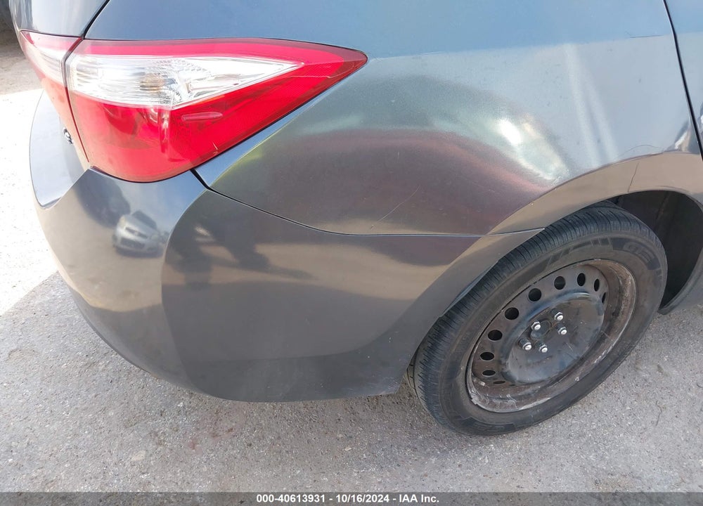 2019 TOYOTA COROLLA LE VIN: 2T1BURHE1KC125535