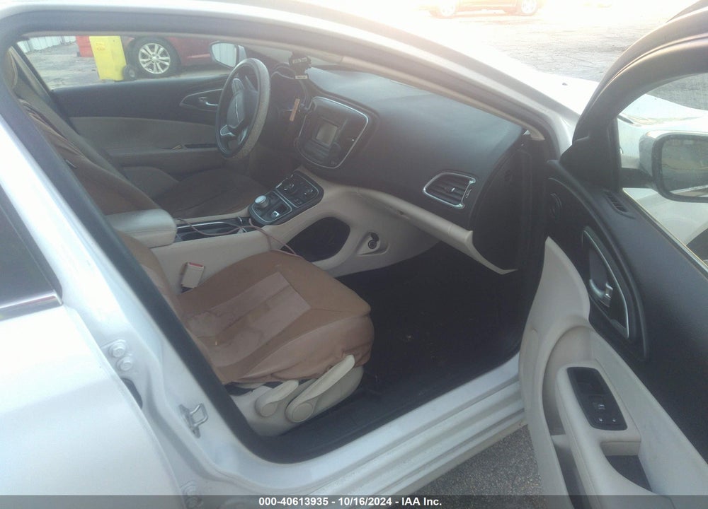 2015 CHRYSLER 200 LIMITED VIN: 1C3CCCAB1FN569171