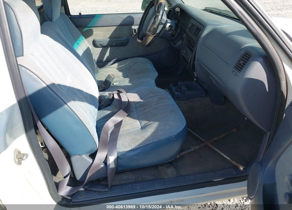 1998 TOYOTA TACOMA VIN: 4TANL42N8WZ152069