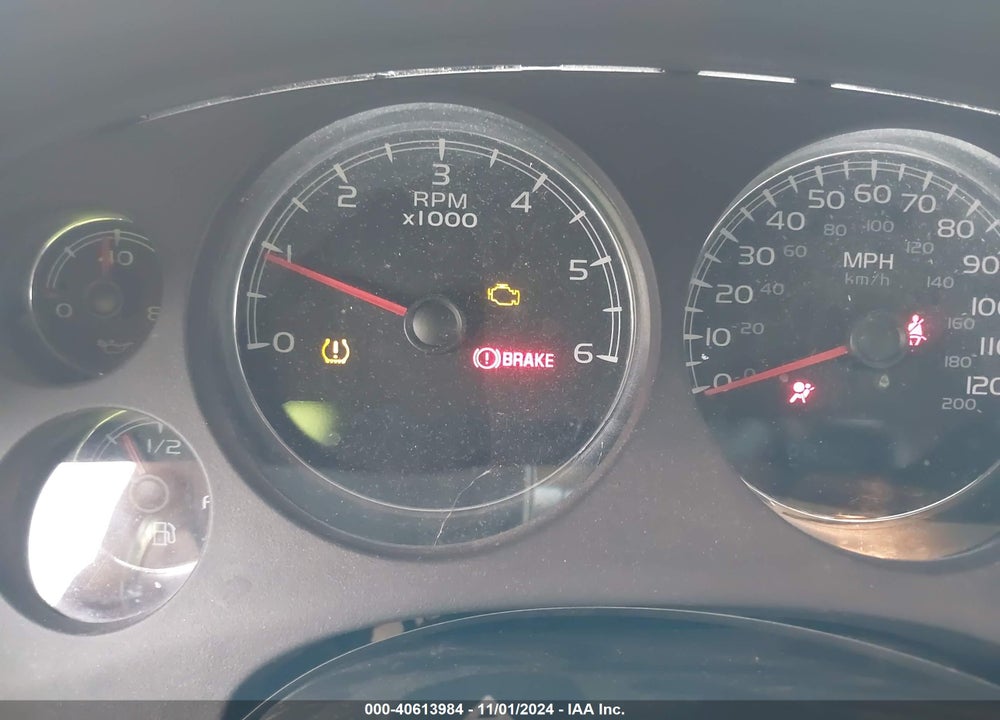 2007 CHEVROLET TAHOE LS VIN: 1GNFC13047R225375