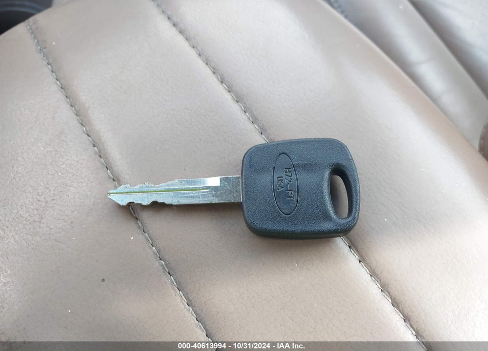 1998 FORD EXPEDITION EDDIE BAUER/XLT VIN: 1FMPU18LXWLA77548