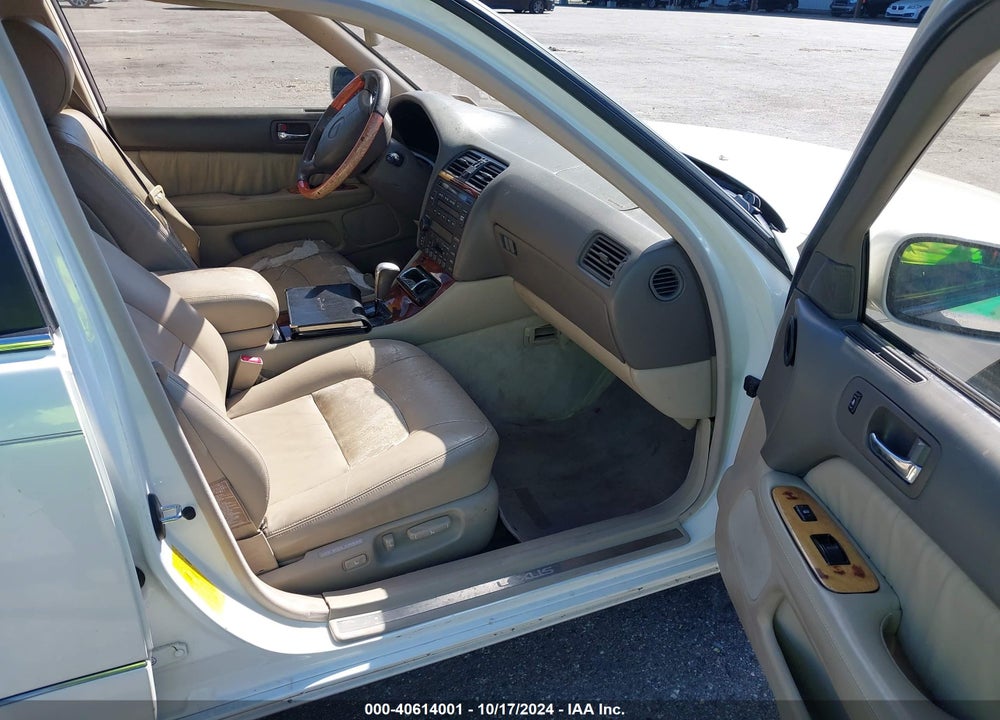 2000 LEXUS LS 400 VIN: JT8BH28F8Y0172762