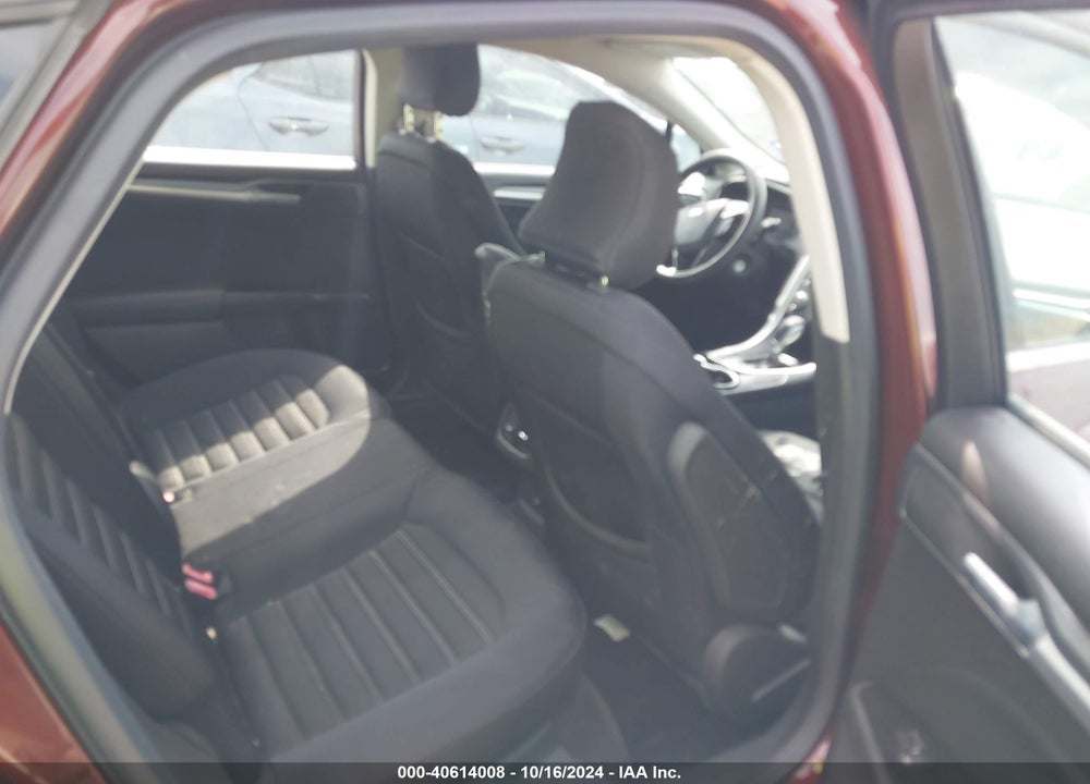 2015 FORD FUSION SE VIN: 3FA6P0H72FR262611