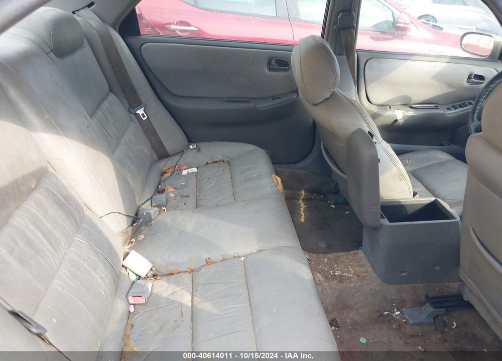 1998 MAZDA 626 VIN: 1YVGF22D8W5734805