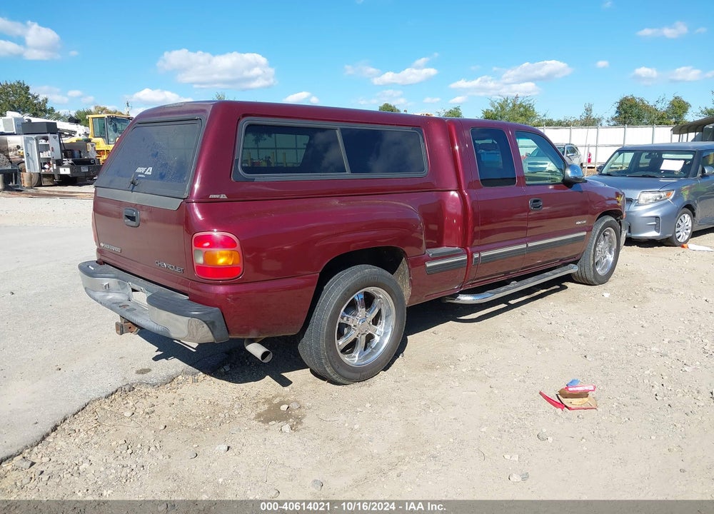 2001 CHEVROLET SILVERADO 1500 LS VIN: 2GCEC19T011225797