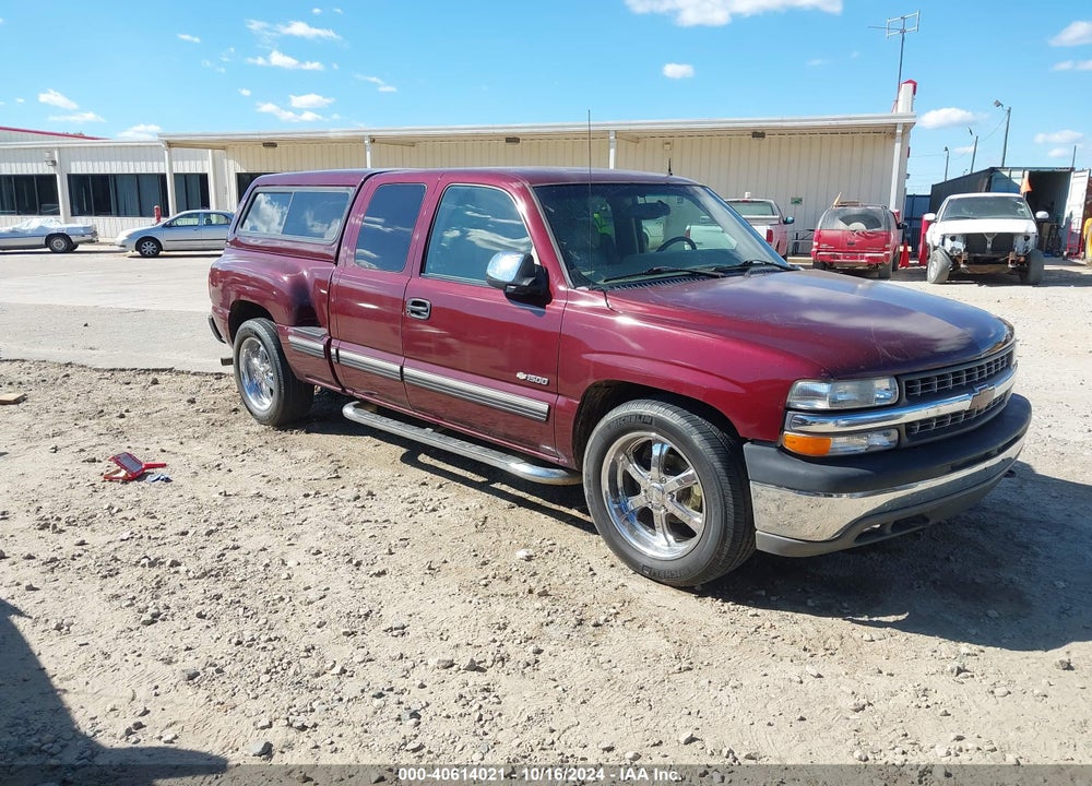 2001 CHEVROLET SILVERADO 1500 LS VIN: 2GCEC19T011225797
