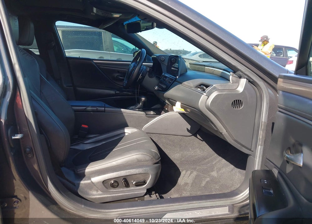 2024 LEXUS ES VIN: 58AJZ1B11RU179018