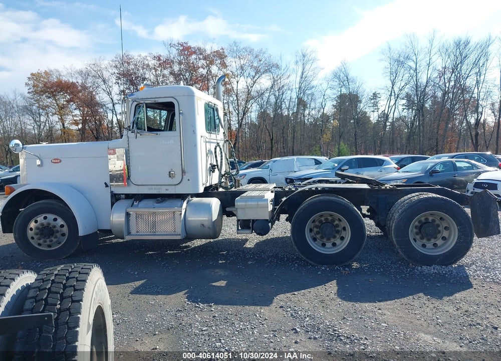 2002 PETERBILT 379 VIN: 1XP5D69X92N576445