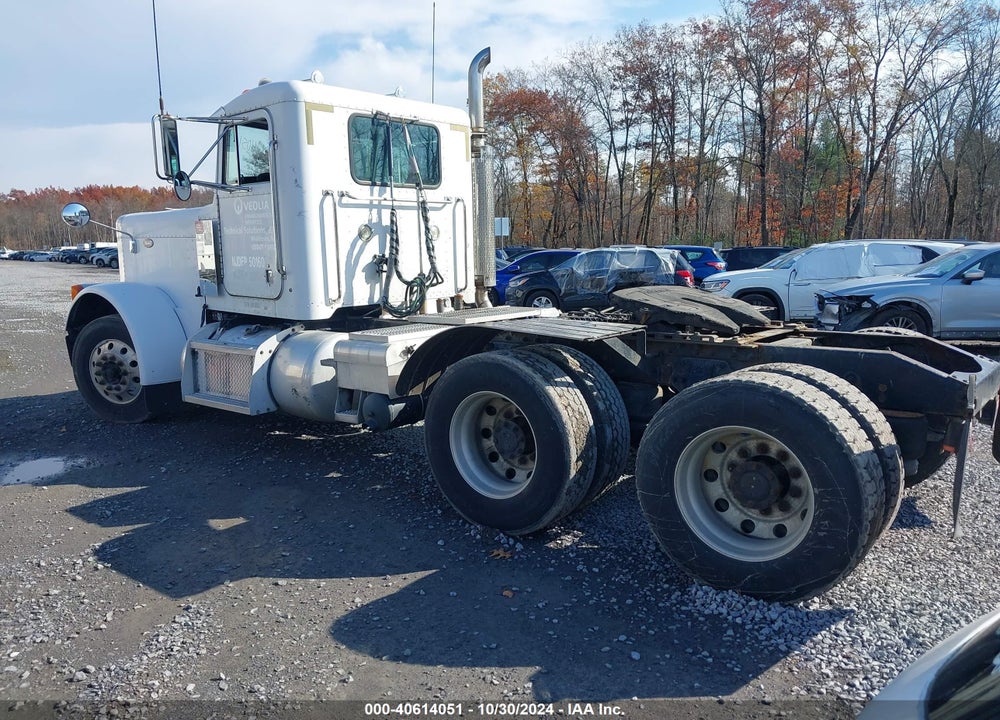 2002 PETERBILT 379 VIN: 1XP5D69X92N576445