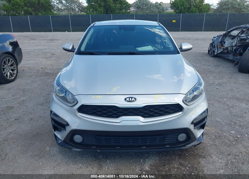 2019 KIA FORTE LXS VIN: 3KPF24AD5KE041540