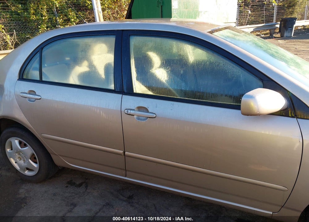 2005 TOYOTA COROLLA LE VIN: 2T1BR32E55C460826
