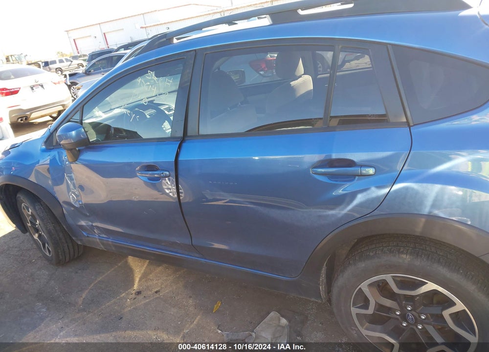 2017 SUBARU CROSSTREK 2.0I PREMIUM VIN: JF2GPABC1H8234203