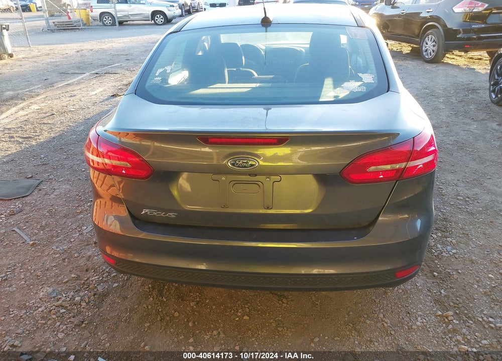 2017 FORD FOCUS VIN: 1FADP3E27HL214296