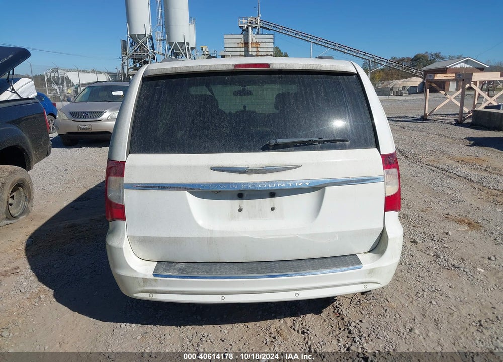 2011 CHRYSLER TOWN & COUNTRY TOURING-L VIN: 2A4RR8DG6BR785467