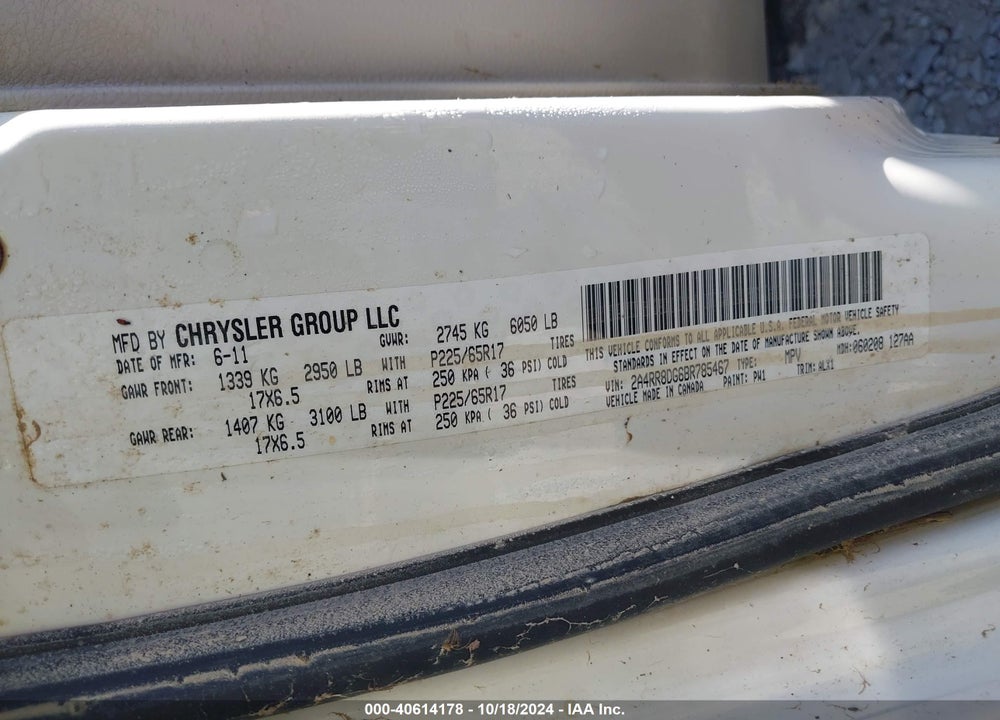 2011 CHRYSLER TOWN & COUNTRY TOURING-L VIN: 2A4RR8DG6BR785467