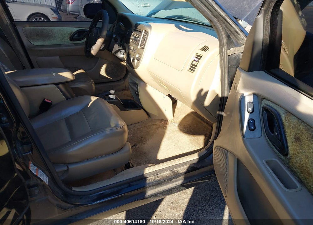 2004 FORD ESCAPE LIMITED VIN: 1FMCU041X4KB11813