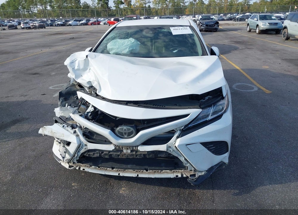 2018 TOYOTA CAMRY SE VIN: JTNB11HK2J3026600
