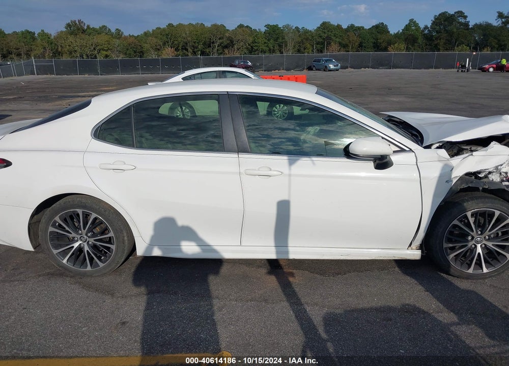 2018 TOYOTA CAMRY SE VIN: JTNB11HK2J3026600