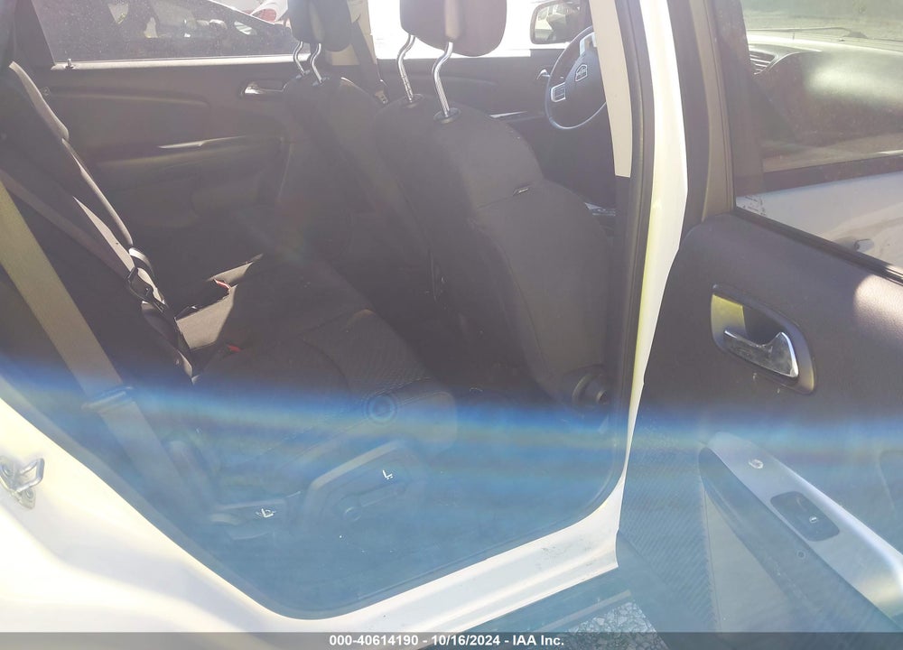 2018 DODGE JOURNEY SE VIN: 3C4PDCAB3JT241950