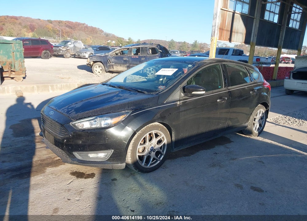 2015 FORD FOCUS SE VIN: 1FADP3K24FL265028