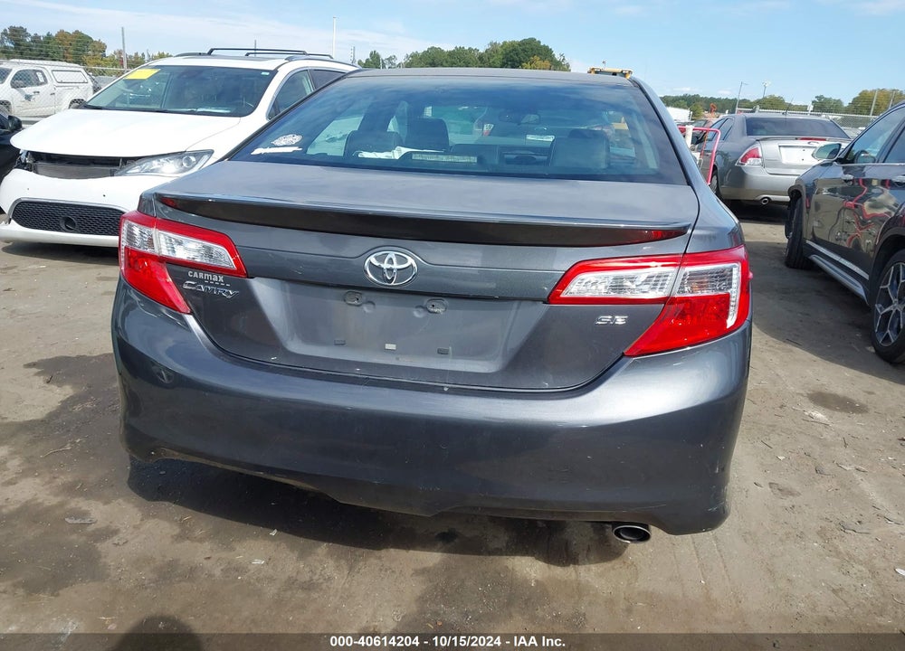 2014 TOYOTA CAMRY SE VIN: 4T1BF1FK1EU735409
