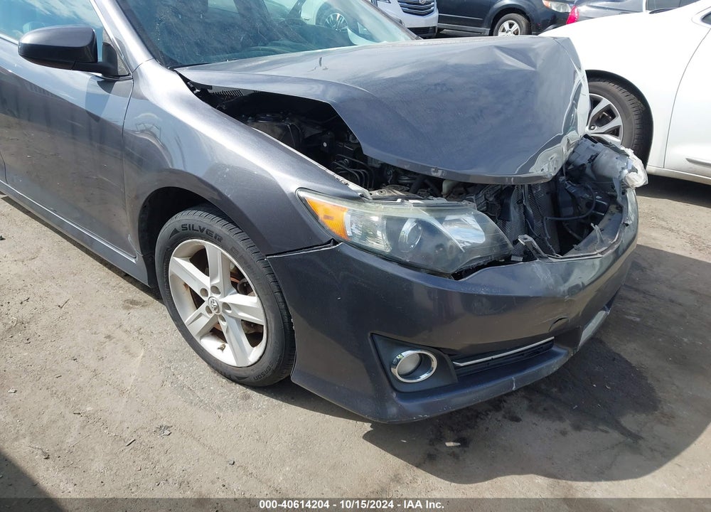 2014 TOYOTA CAMRY SE VIN: 4T1BF1FK1EU735409