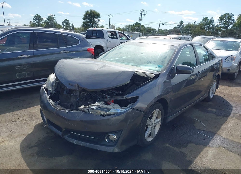 2014 TOYOTA CAMRY SE VIN: 4T1BF1FK1EU735409