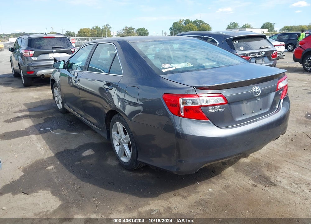 2014 TOYOTA CAMRY SE VIN: 4T1BF1FK1EU735409