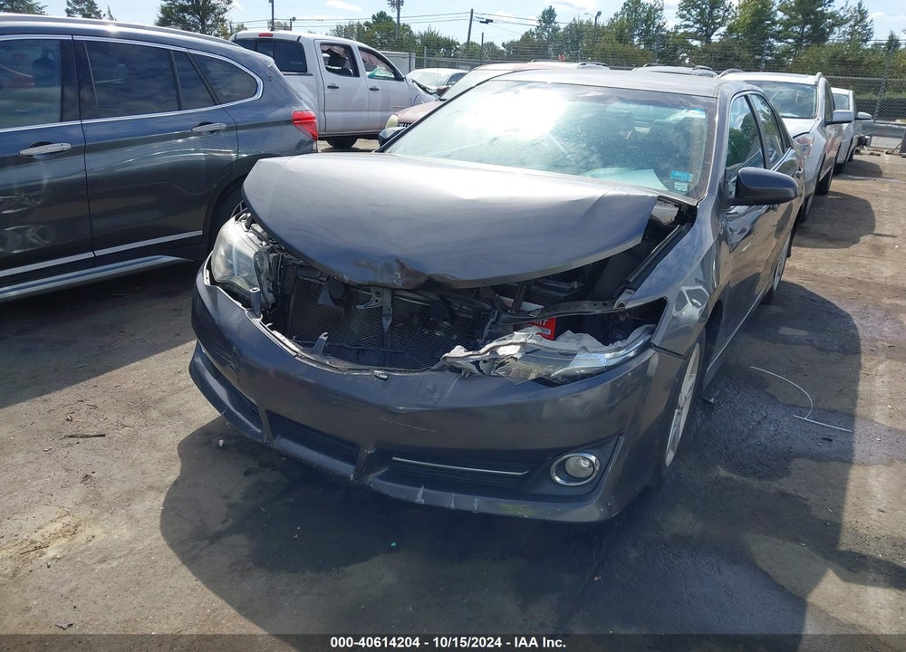 2014 TOYOTA CAMRY SE VIN: 4T1BF1FK1EU735409
