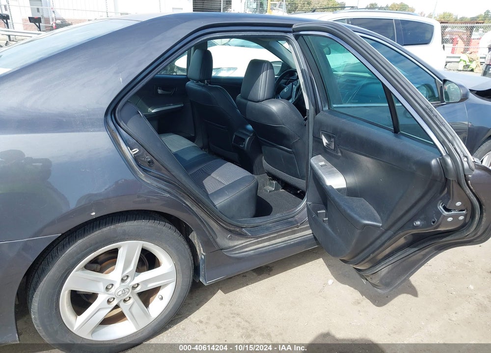 2014 TOYOTA CAMRY SE VIN: 4T1BF1FK1EU735409