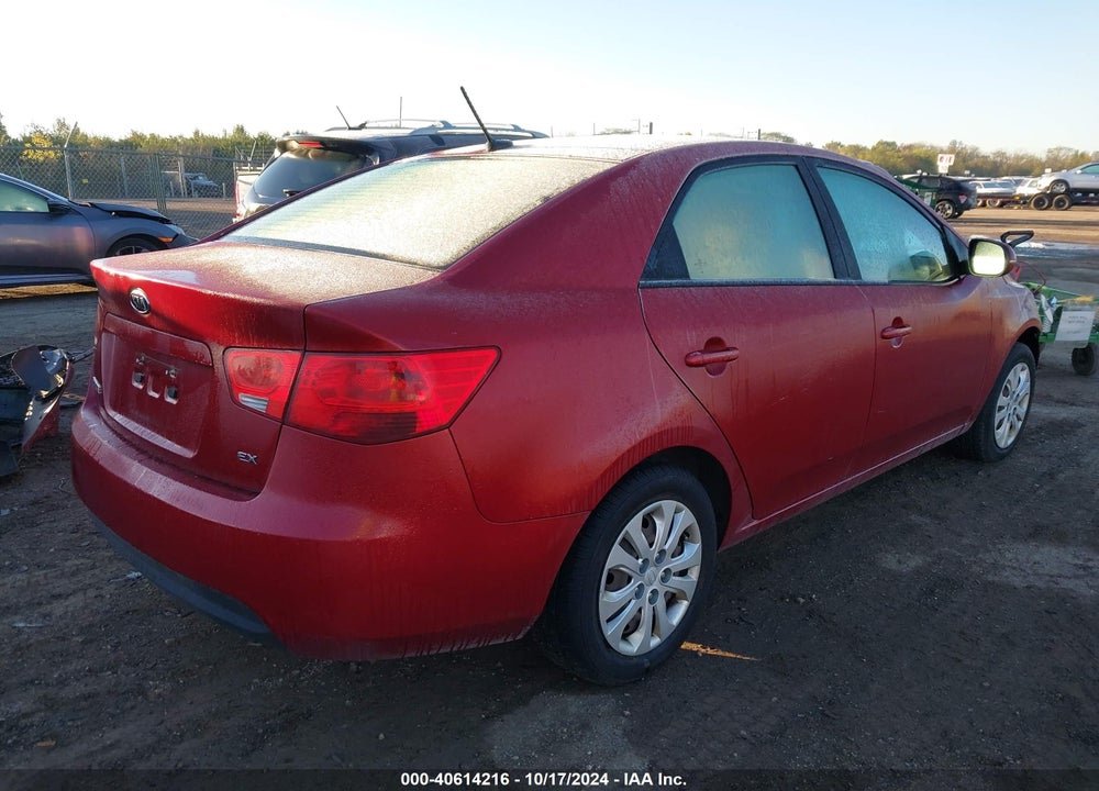2012 KIA FORTE EX VIN: KNAFU4A27C5556011