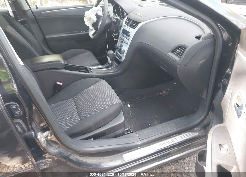 2011 CHEVROLET MALIBU VIN: 1G1ZC5E17BF379438