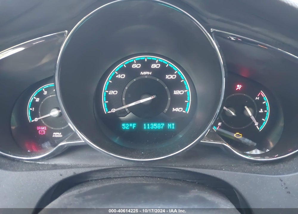 2011 CHEVROLET MALIBU VIN: 1G1ZC5E17BF379438