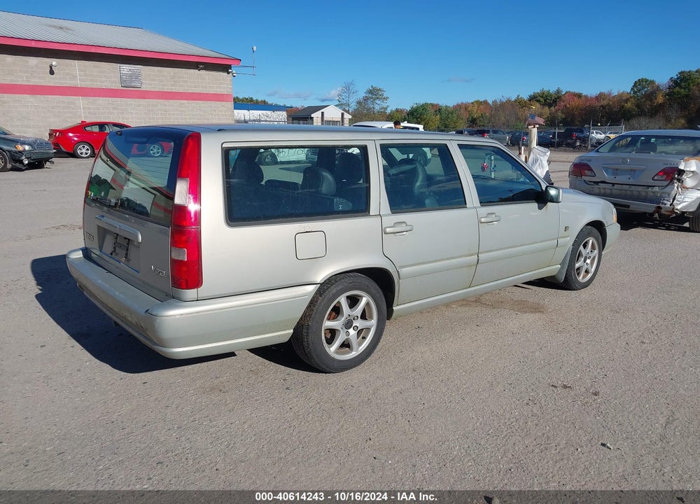 2000 VOLVO V70 SE VIN: YV1LW61J5Y2691414