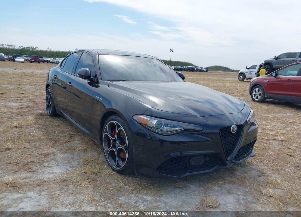 2023 ALFA ROMEO GIULIA VELOCE RWD VIN: ZARFAMBN3P7673816