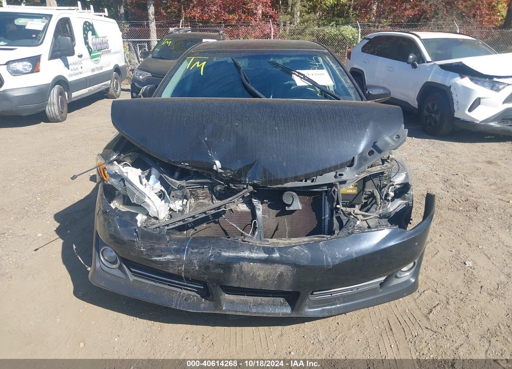 2014 TOYOTA CAMRY SE VIN: 4T1BF1FK1EU803370