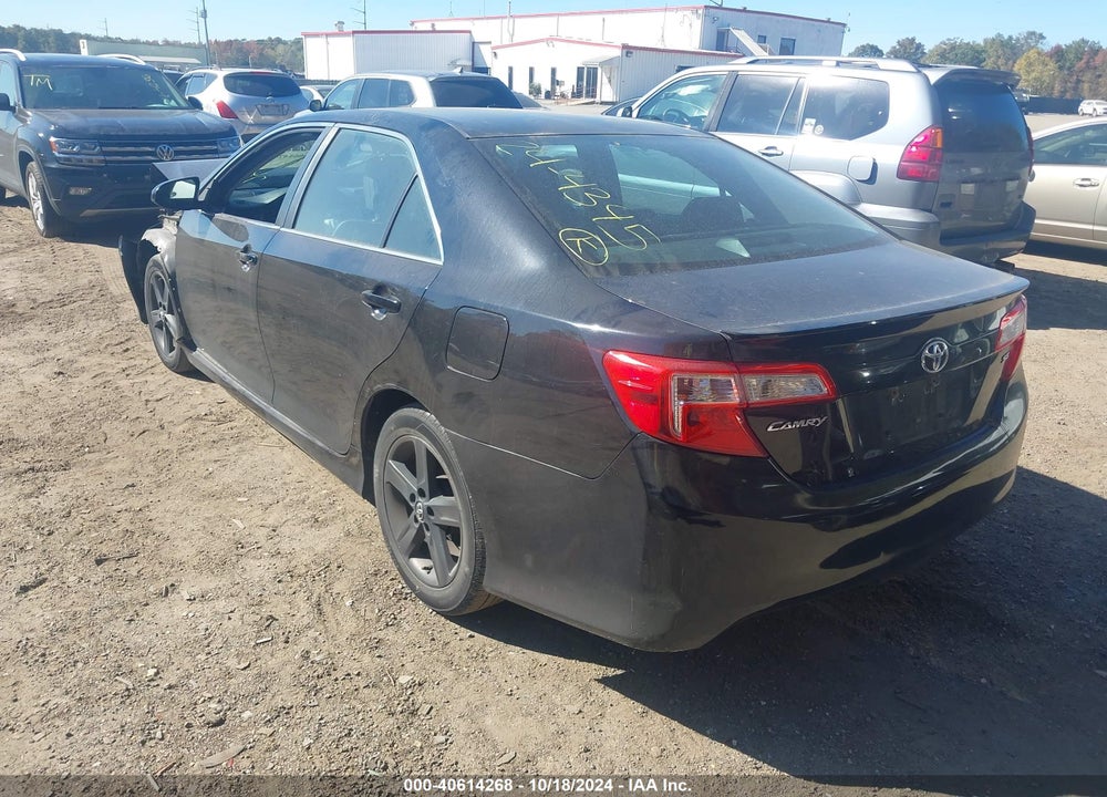 2014 TOYOTA CAMRY SE VIN: 4T1BF1FK1EU803370