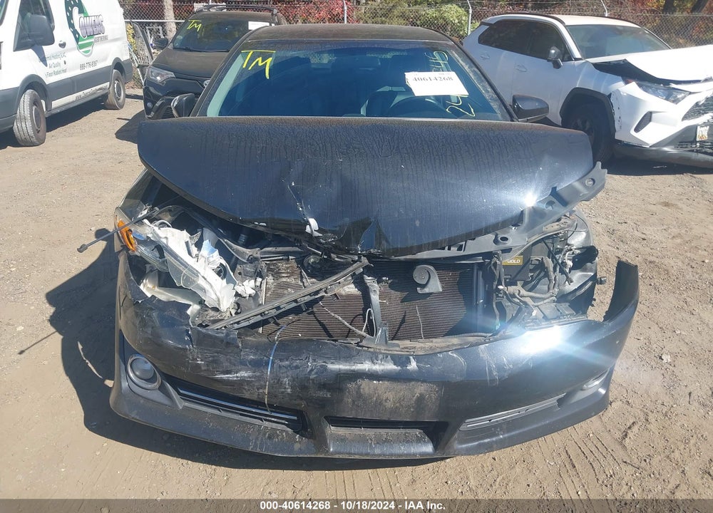 2014 TOYOTA CAMRY SE VIN: 4T1BF1FK1EU803370