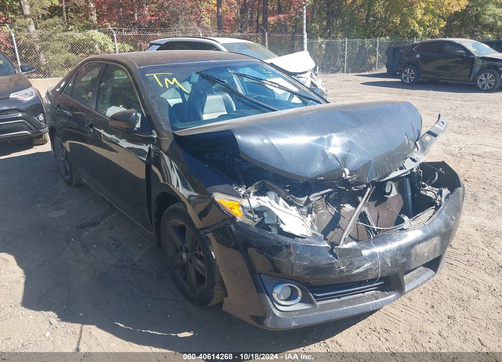 2014 TOYOTA CAMRY SE VIN: 4T1BF1FK1EU803370