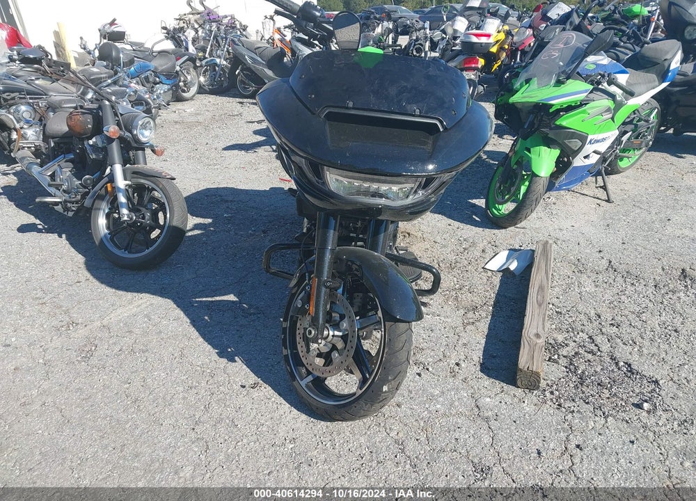 2024 HARLEY-DAVIDSON FLTRX VIN: 1HD1KH719RB610412