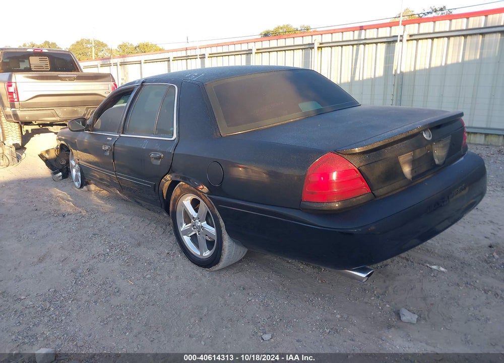 2003 MERCURY MARAUDER VIN: 2MEHM75V83X627117