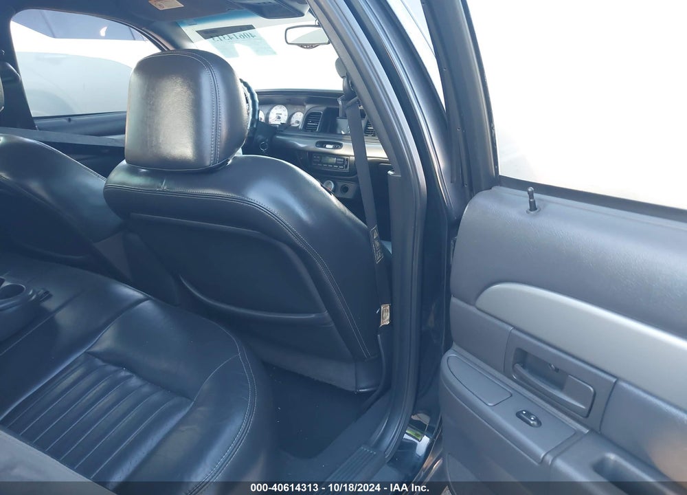 2003 MERCURY MARAUDER VIN: 2MEHM75V83X627117