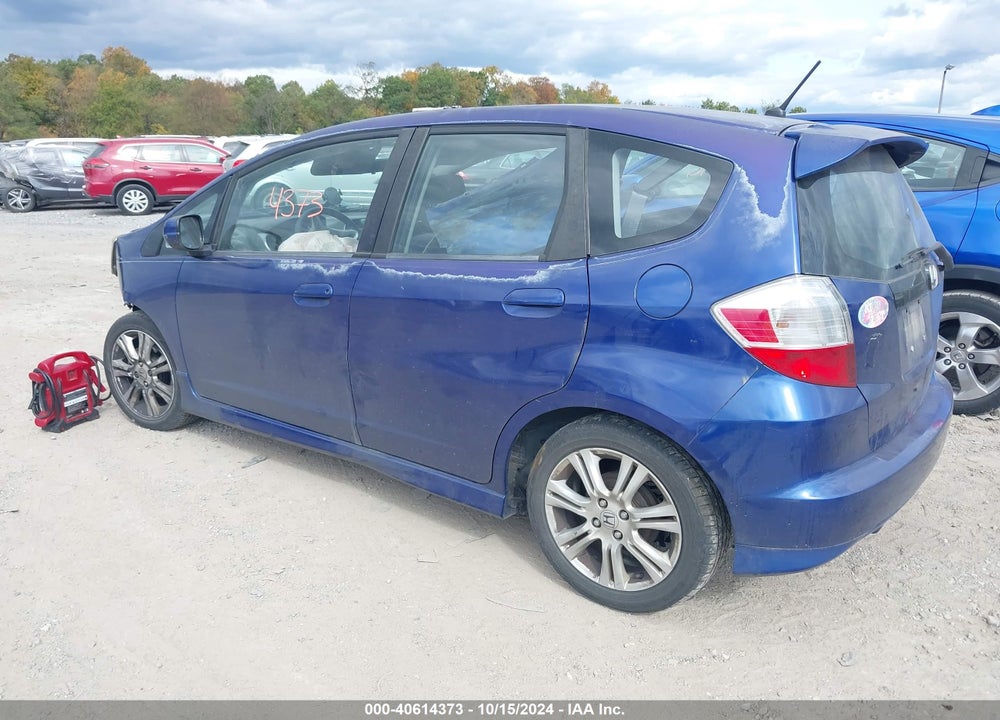 2010 HONDA FIT SPORT VIN: JHMGE8G44AS017086