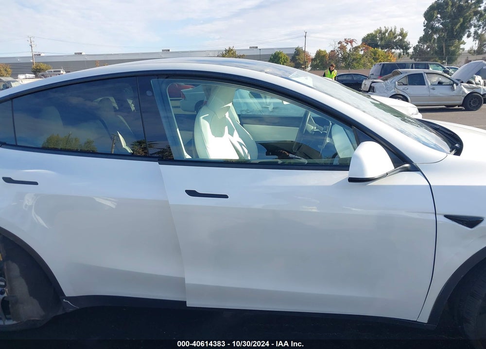 2020 TESLA MODEL Y VIN: 5YJYGDEF3LF023104