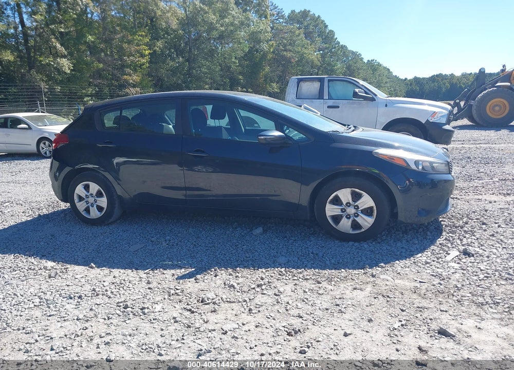 2017 KIA FORTE LX VIN: KNAFK5A82H5685832